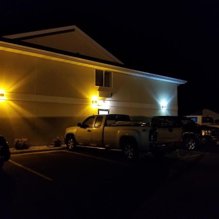 Bilmar Inn & Suites Dell Rapids Exterior foto