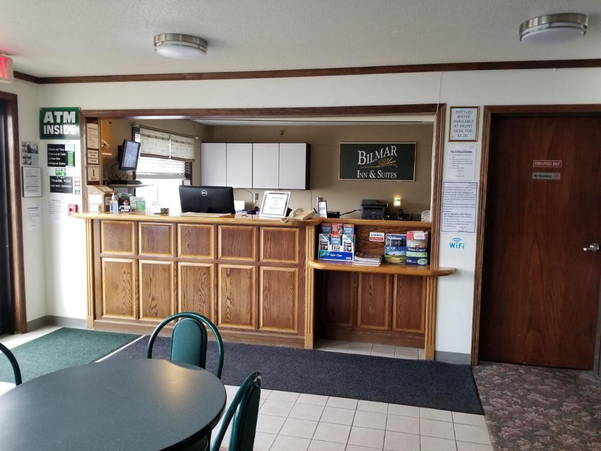 Bilmar Inn & Suites Dell Rapids Exterior foto